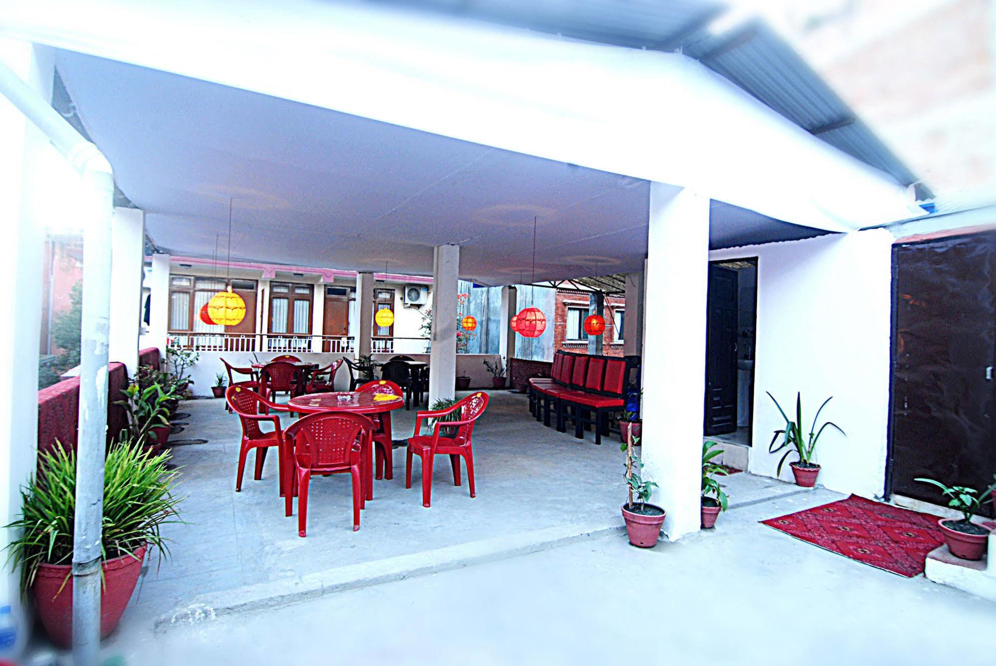 ホテル ギャラリー ネパール カトマンズ エクステリア 写真